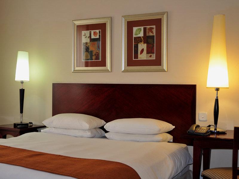Protea Hotel Oakwood Park 라고스 외부 사진