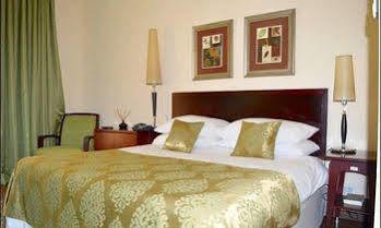 Protea Hotel Oakwood Park 라고스 외부 사진